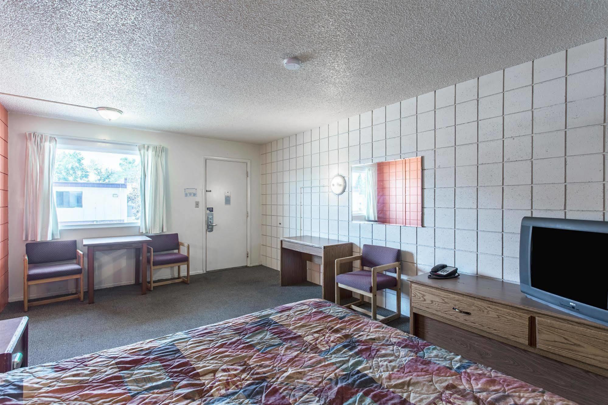 Budget Inn Missoula East Εξωτερικό φωτογραφία